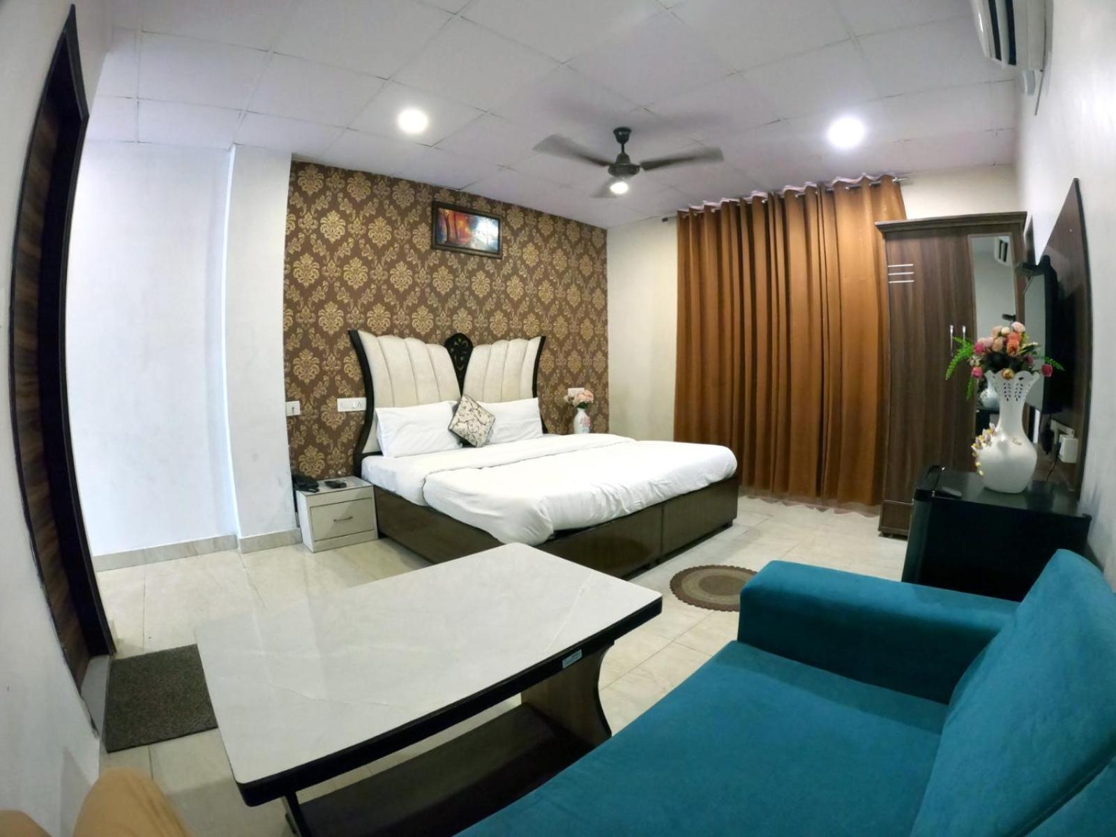 Sheela Stays Ludhiana Buitenkant foto
