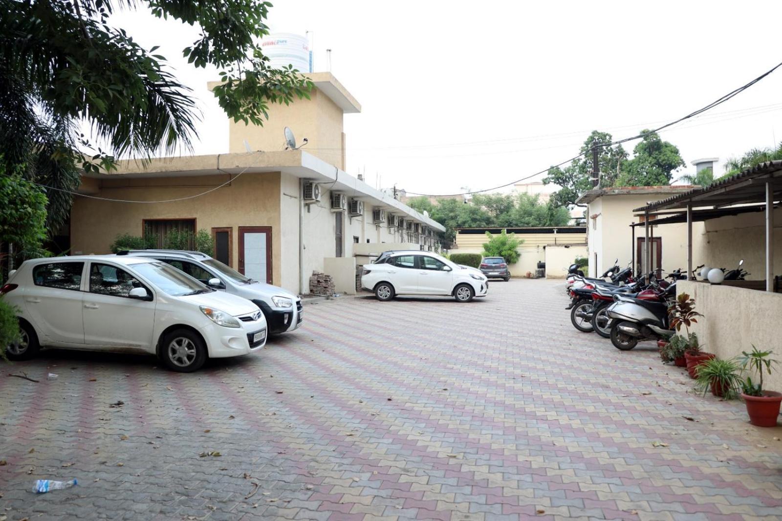 Sheela Stays Ludhiana Buitenkant foto