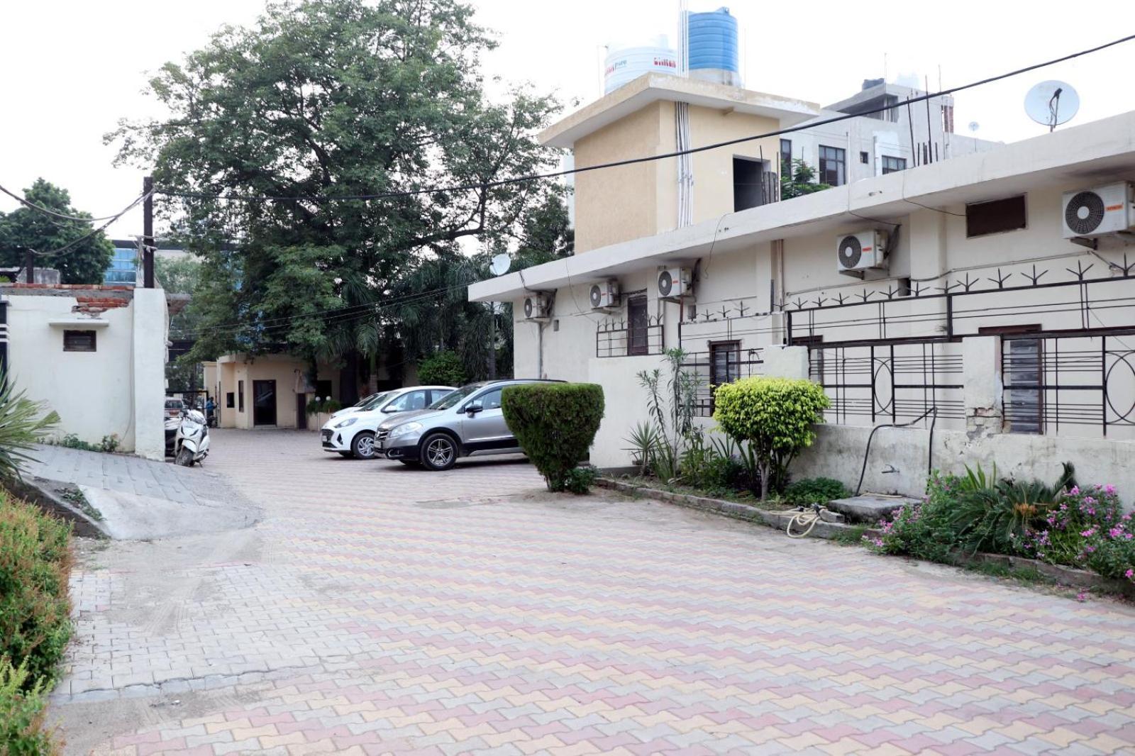 Sheela Stays Ludhiana Buitenkant foto